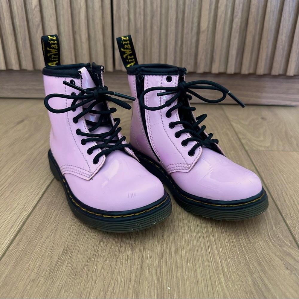 Dr. Martens 8 hole pink Boots - Kids 9